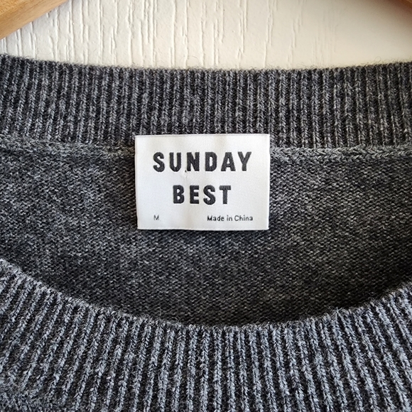 NWOT Sunday Best Apple Long Sleeve Knit - Picture 4 of 7